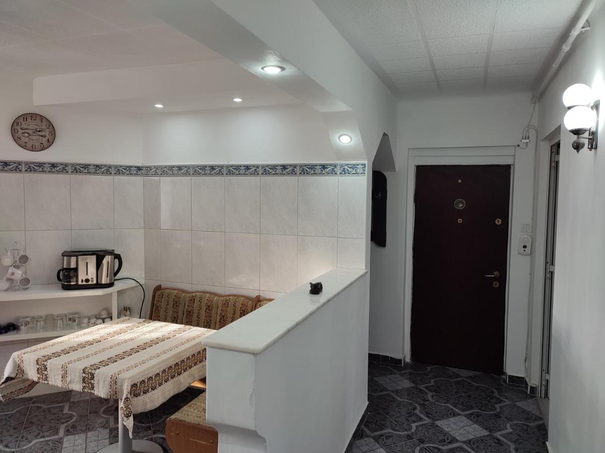 Lafru Apartment Zarnesti Luaran gambar